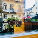 Vittorio 108 Home Apartment